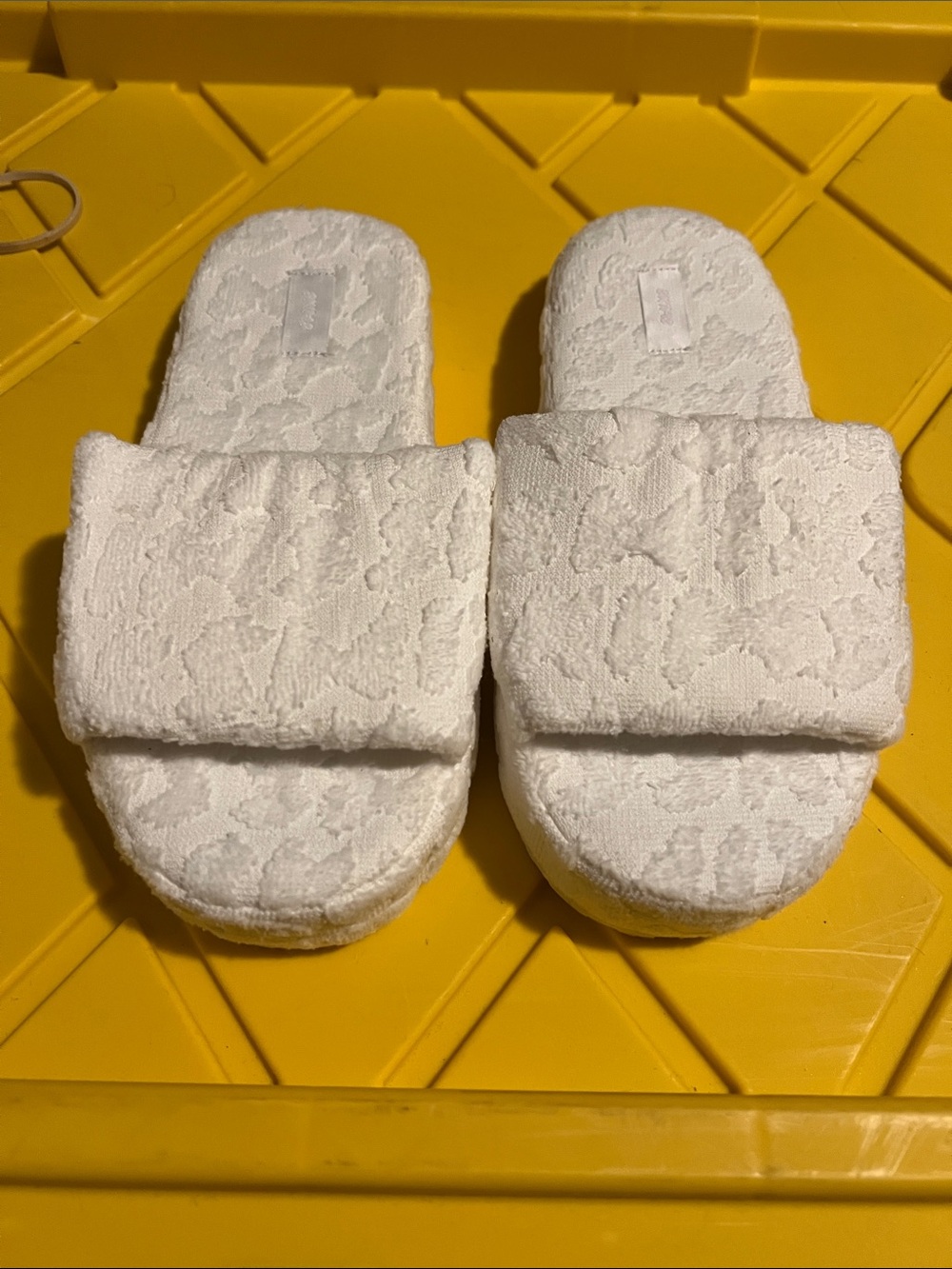 Skims Spa Terry Slippers size 38